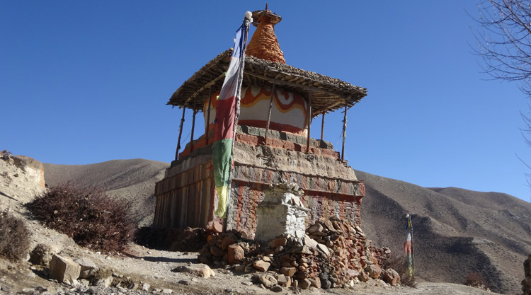 Naar Phu Valley Trek and Tilicho Lake