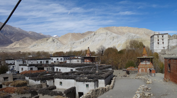 Mustang Whole Valley Trek 
